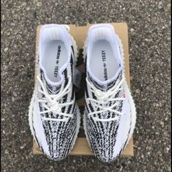 YEEZY 350 “ZEBRA” (FREE DELIVERY) 