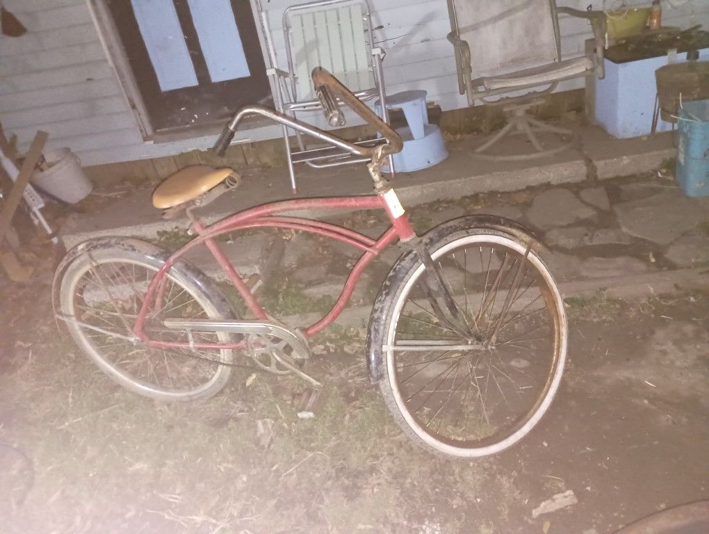 Western Flyer? Vintage Cruiser 26 inch bicycle