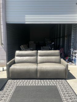 Henredon Keira Leather Zero-Gravity Reclining Sofa - Gray - 🚚 FREE DELIVERY AVAILABLE ✅