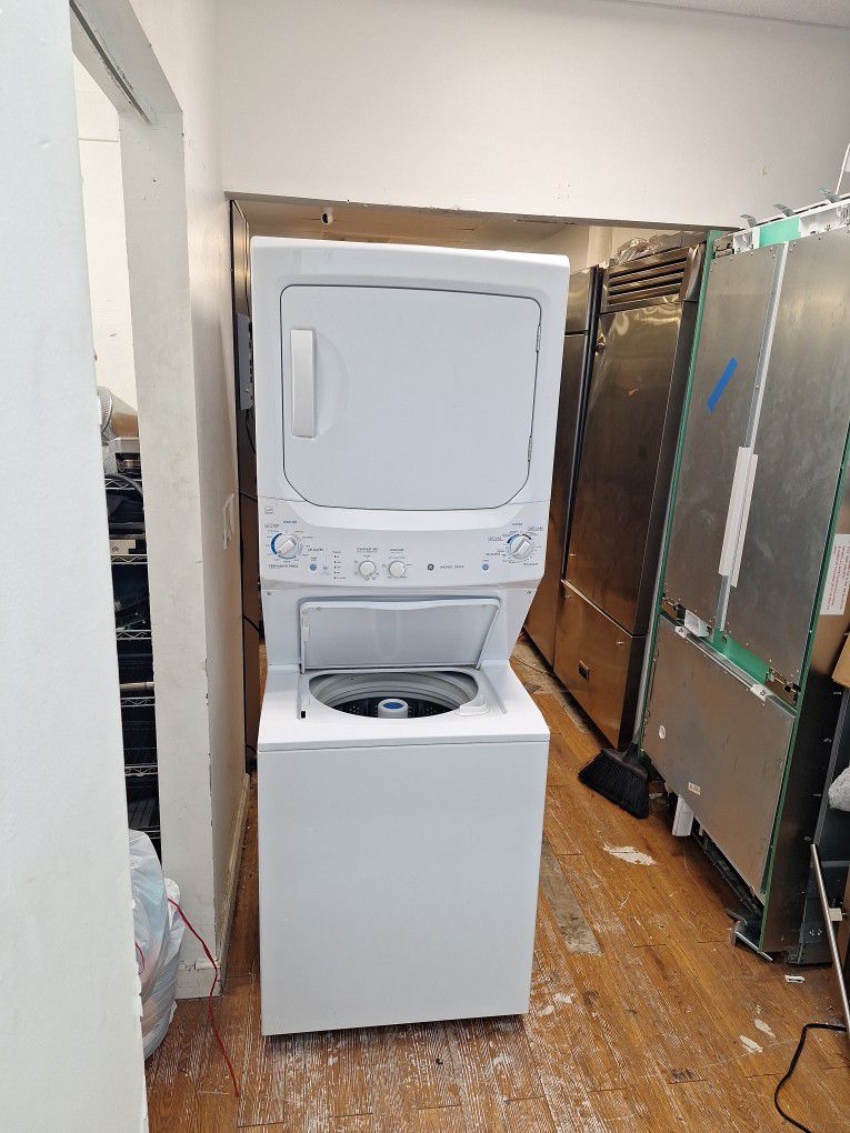 Ge Washer And Dryer 27" Inch Stackable 