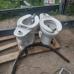 Commercial Grade Toilet's. Like New. 