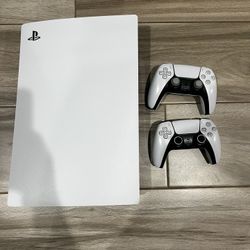 PS5 Disc Version Plus 2 Controllers