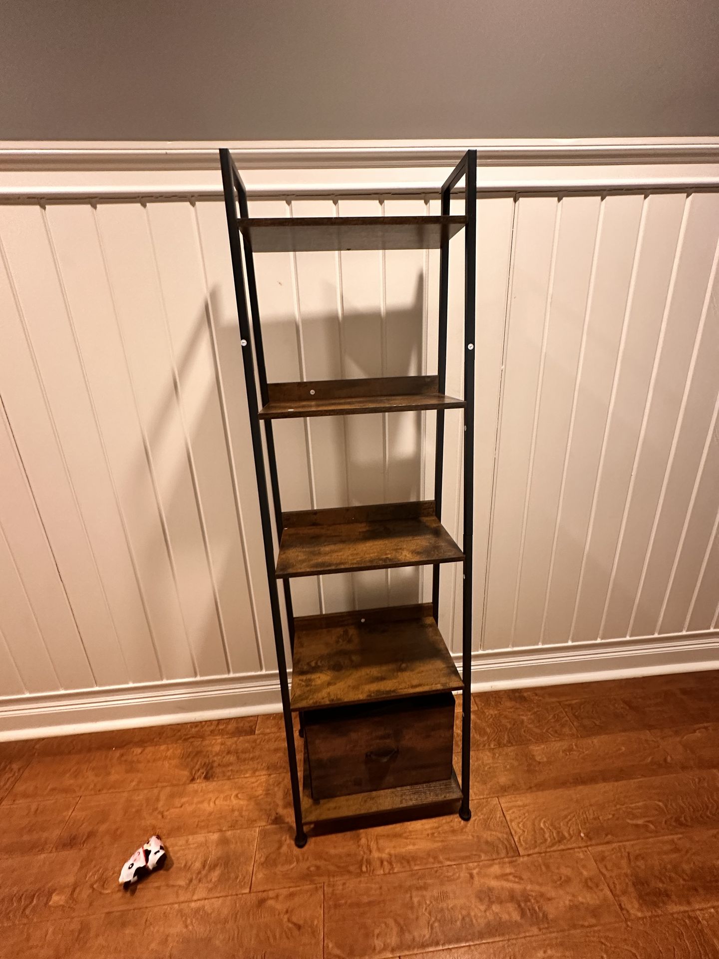 Bookshelf, 5-Tier Bookcase with Drawer, Small Book Shelf for Small Space, Storage Shelf Organizer