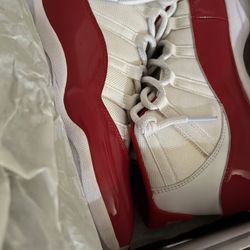 Jordan 11 Cherry 