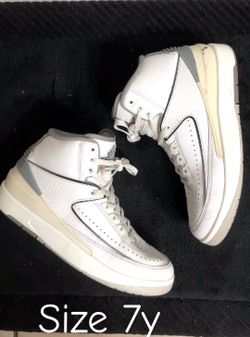 Jordan 2s , size 7y - $25 cash only