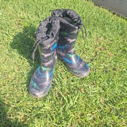 Kids Size 13 Rainboots