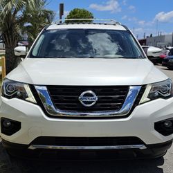 2017 Nissan Pathfinder