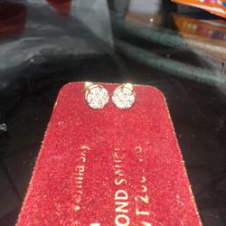 10k Diamond Earrings 