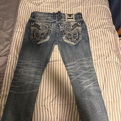 Rock Revival size 36