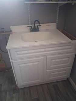 Sink cabinet