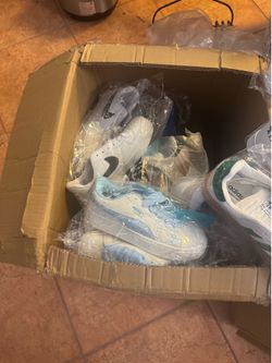 Tennis Shoes