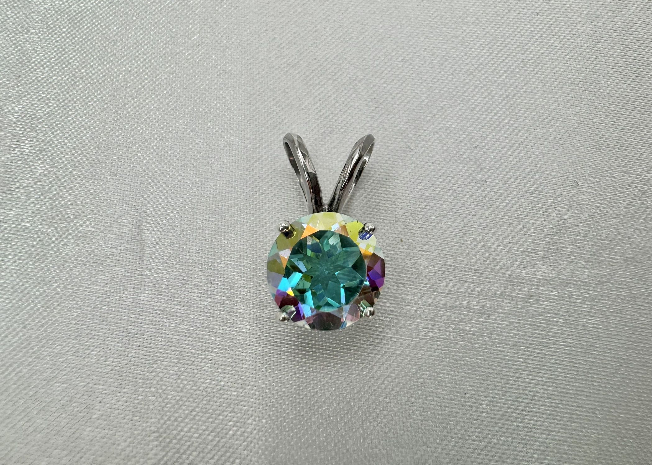 New Sterling Silver Topaz Pendant
