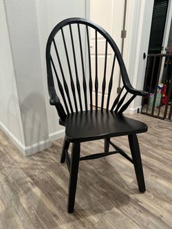 Wooden classic chair set of 6