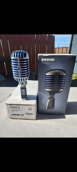 Shure elivis mic with box and paper work