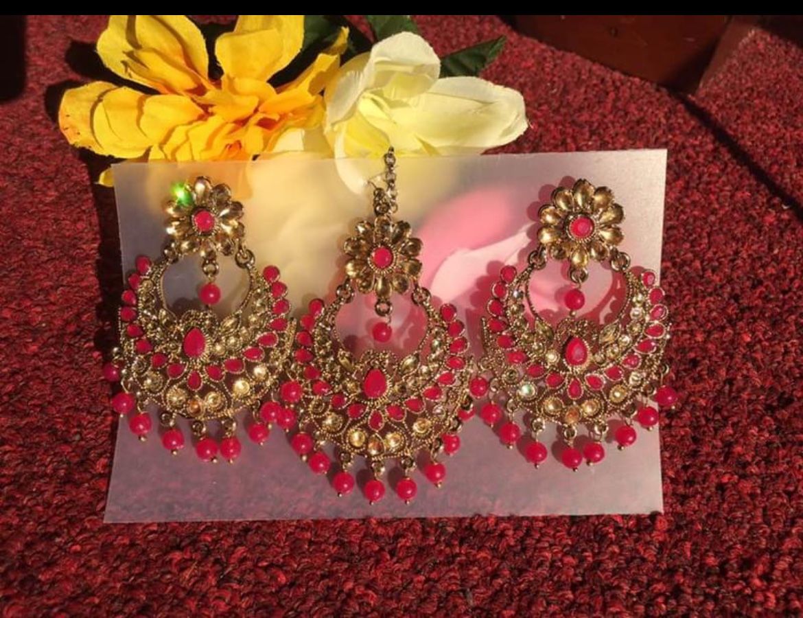 Earrings And Tikka