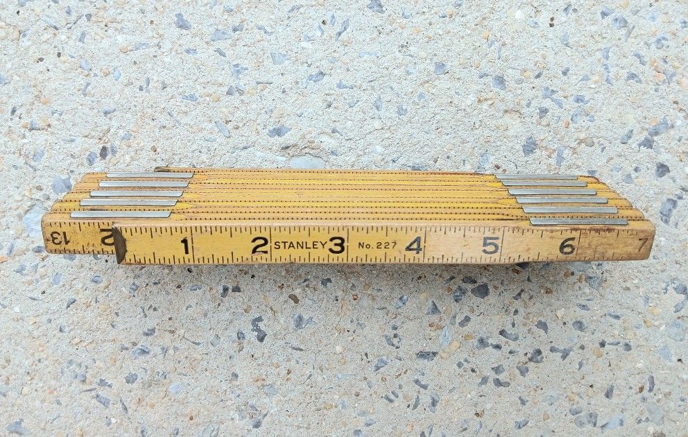Vintage Stanley Zig Zag Wood Folding Ruler
