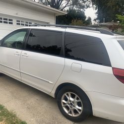 2005 Toyota Sienna