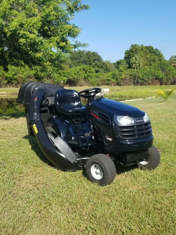 Craftsman YS4500 Riding Lawn Mower. 24Hp. Intek. Automatic Transmission