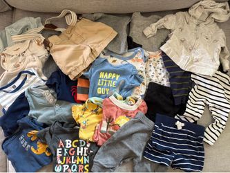 Huge lot of baby boy clothes size 0-3months