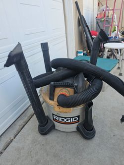 Wet/ dry vacuum
