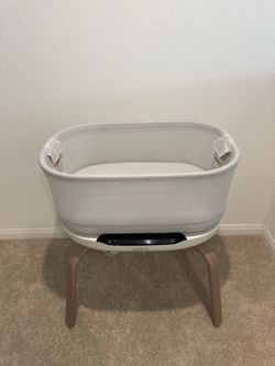 Graco SmartSense Soothing Baby Bassinet- Luna
