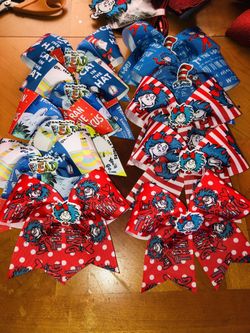 Dr Seuss And Valentines Bows 