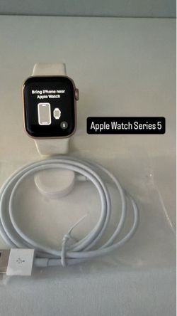 Apple Watch Series 5 Cellular! Like New!