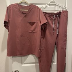 FIGS Women’s Scrubs