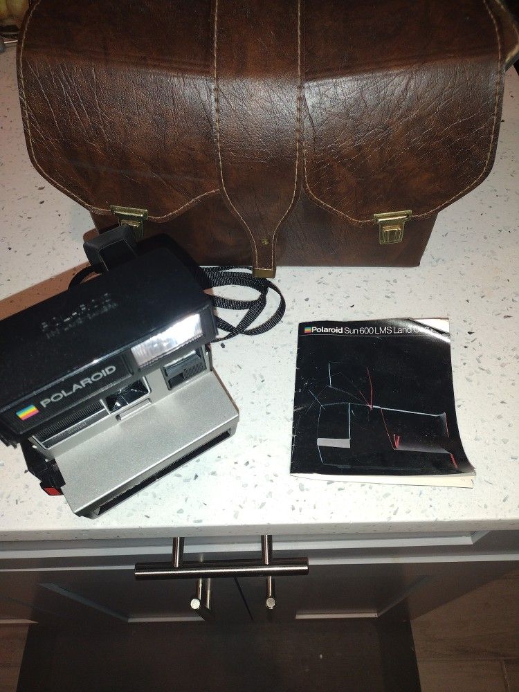 Vintage Polaroid Sun 600 Camera