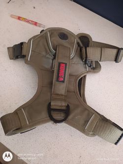 Kong harness Medium w/ poop bag dispenser pocket