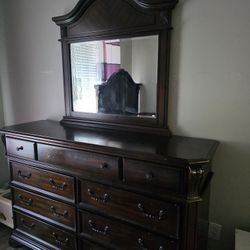 Bed Frame And Matching Drawers With Mirrors
