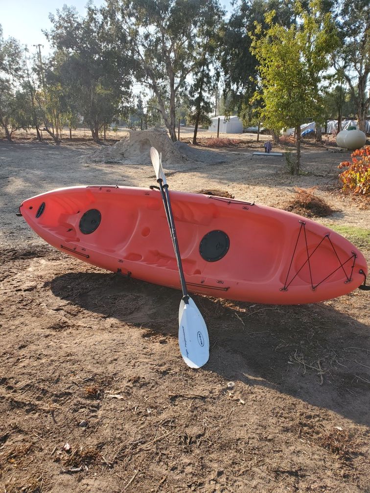 2 Person Kayak, New Parts - (Madera Ranchos)