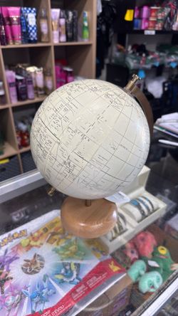 Small decorative Globe - Threshold
