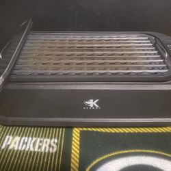 KCZAZY Electric Smokeless Grill with Glass Lid. 