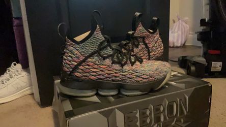 LeBron Basketball Shoe Size 9