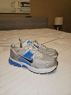 Nike Zoom Vomero Youth Size 5
