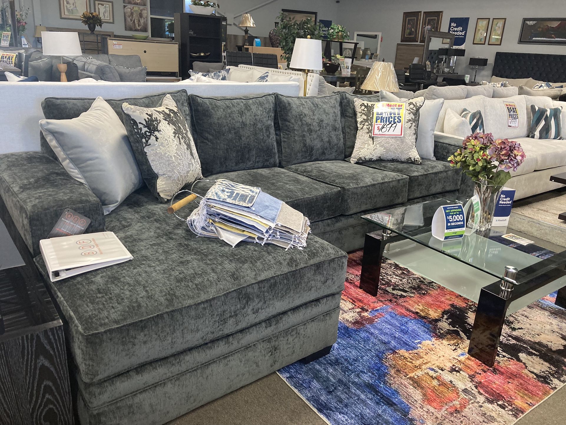 grey Sectional ☑️🫶🏼 $1,599