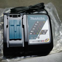 MAKITA RAPID CHARGER