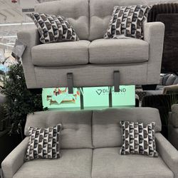 Beautiful Sofa Set 