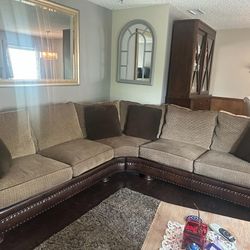 Bernhardt 2  Piece Sectional Sofa