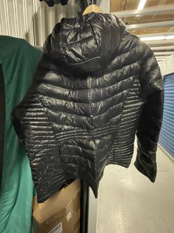 Calvin Klein Packable Lightweight Premium Down Puffer Jacket Women's 2 X  Black for Sale in Brooklyn, NY - OfferUp
