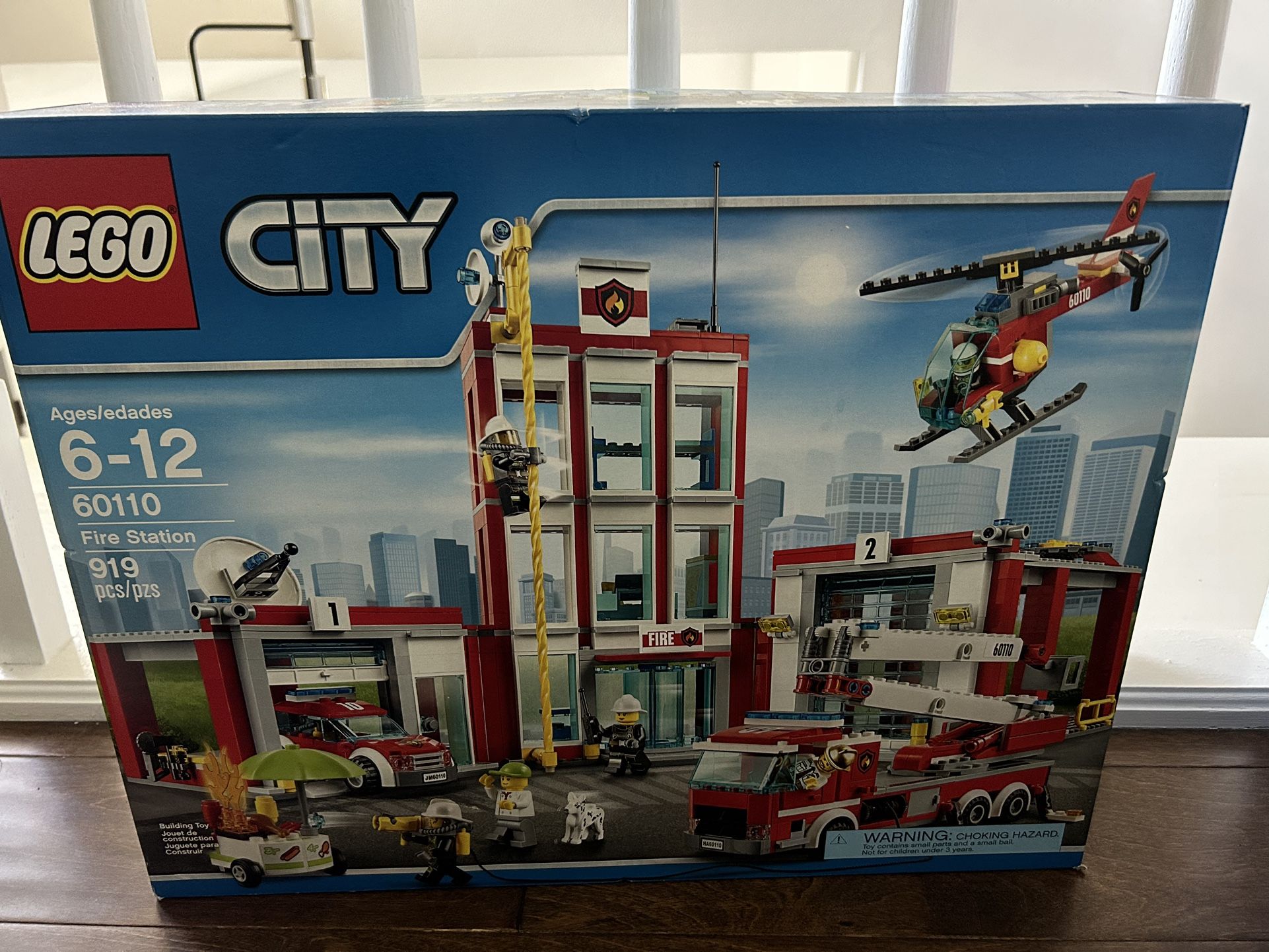 LEGO Fire station 60110 NIB