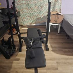 Weight Bench 