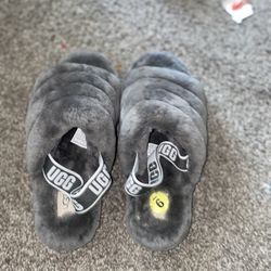UGG Fluff Yeah Slides