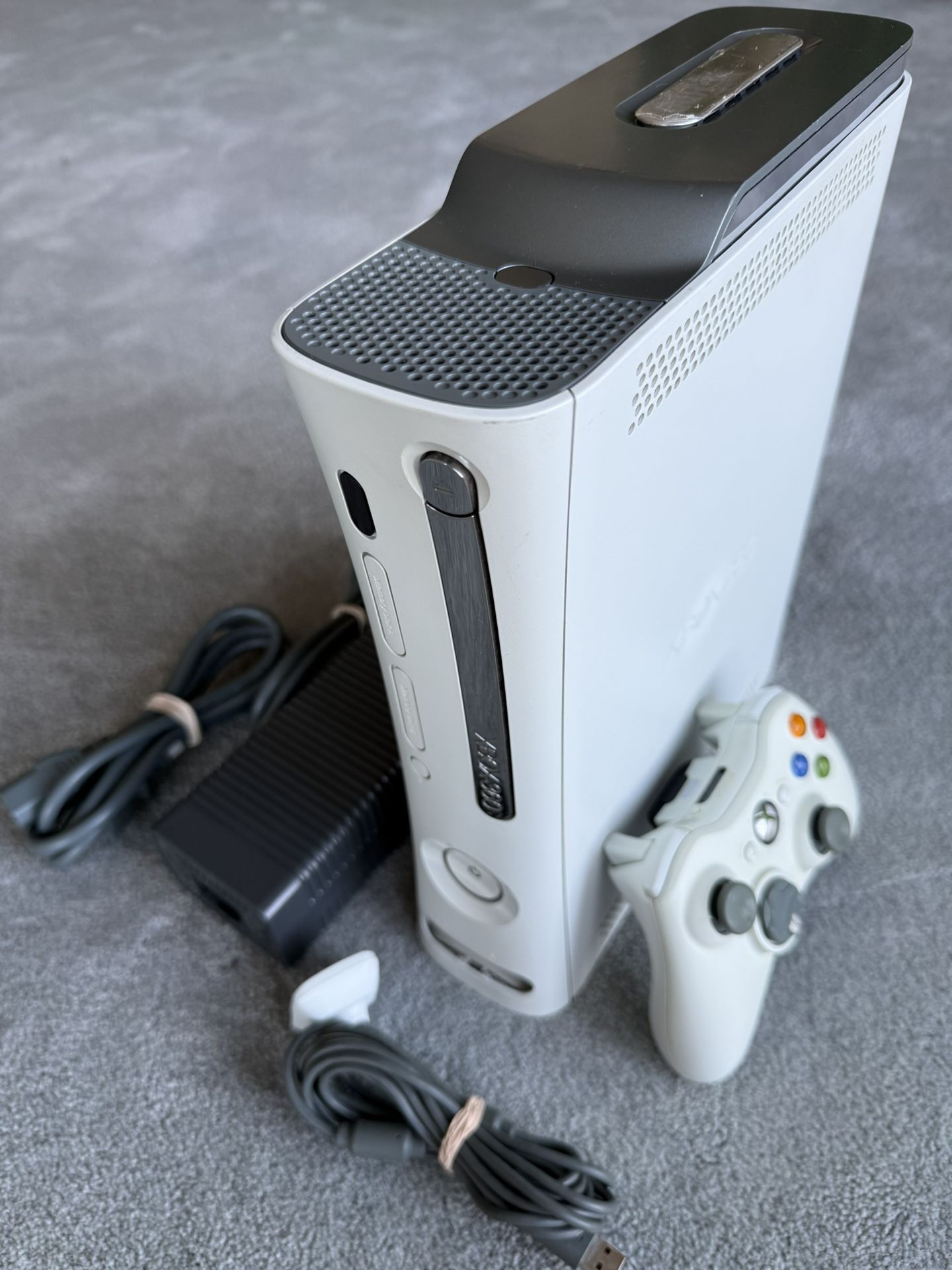 ***NO TRADES!!!*** 20 GB Xbox 360 console ***NO TRADES!!!***
