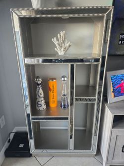 Mirrored open buffet cabinet