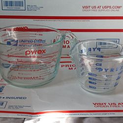 Vintage Glass Pyrex  1 Quart and 1 Cup Measuring Cup Red/Blue Lettering NICE