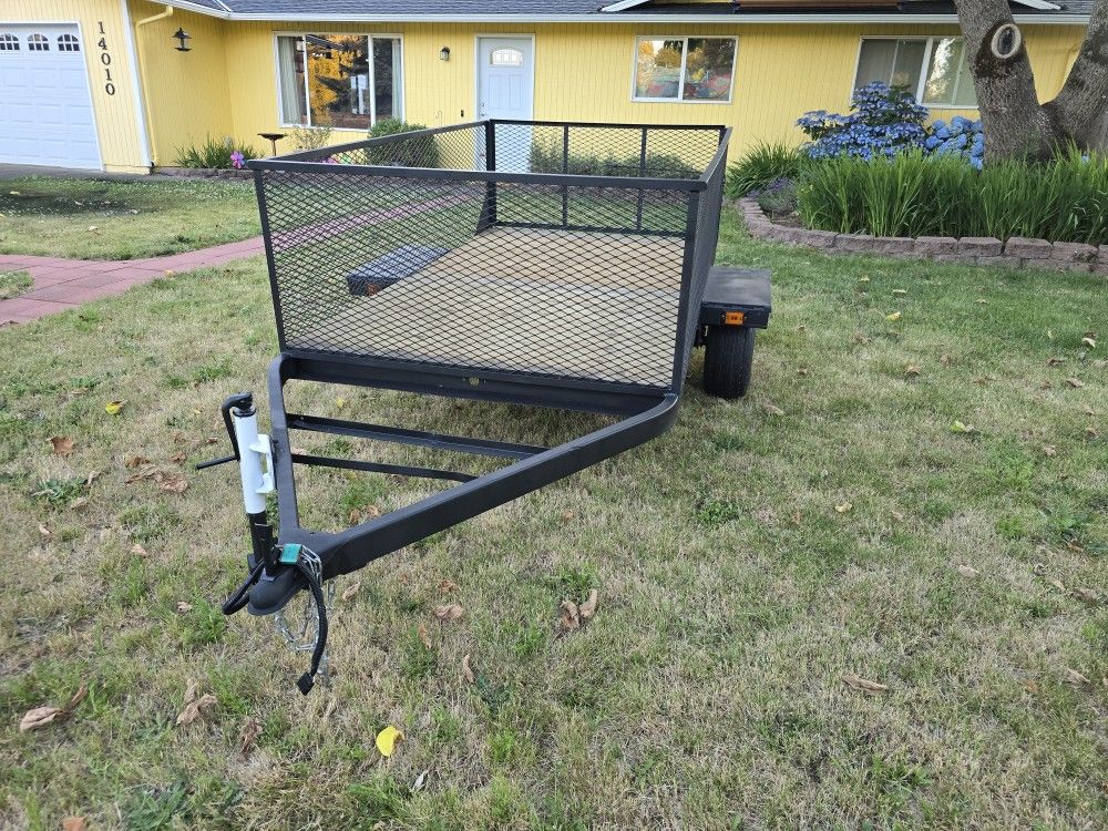 4 X 8 Utility Trailer