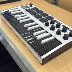 Akai Mpk Mini