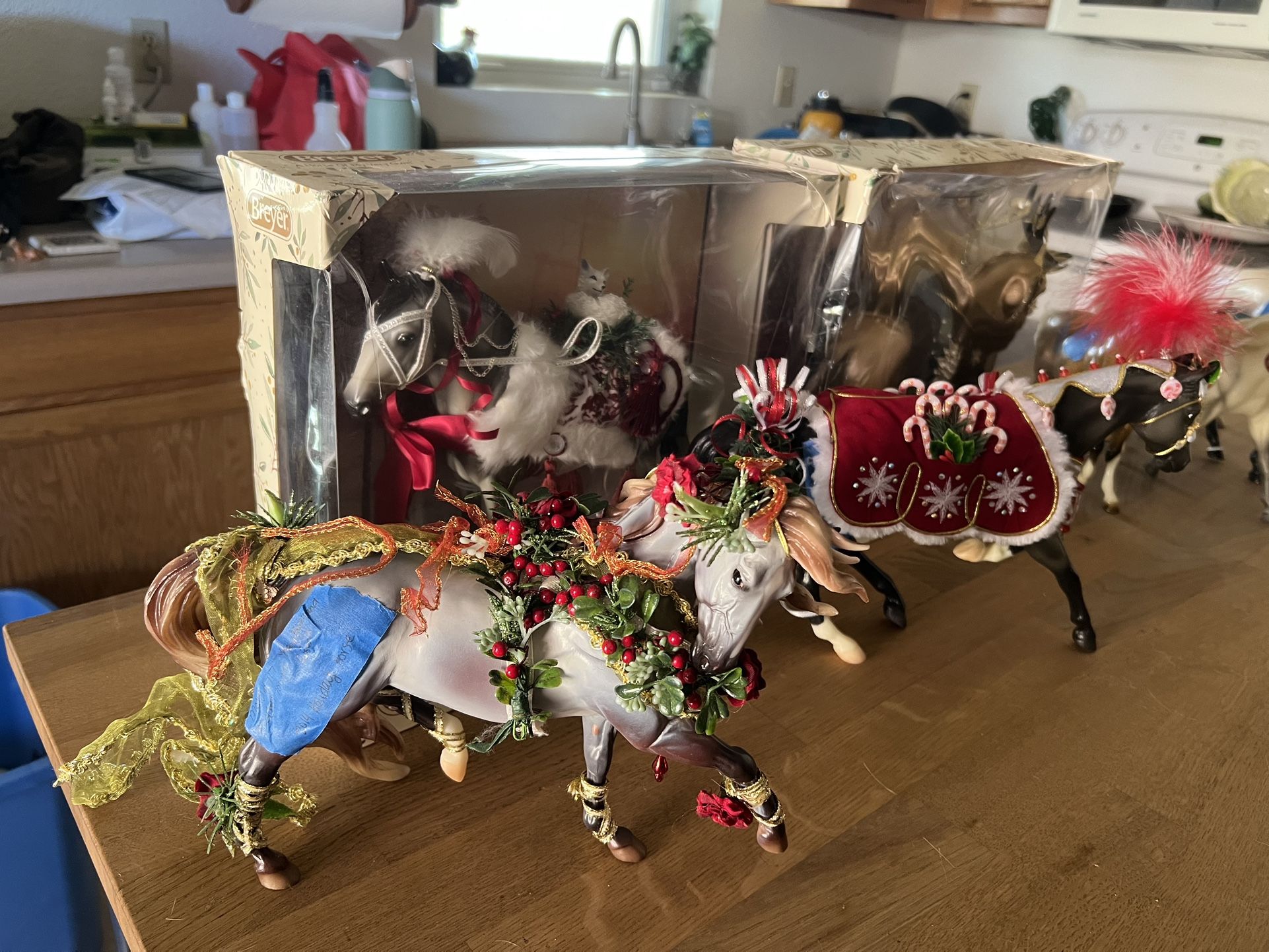 192 Model Lot (Breyer/Peterstone/Schleich)